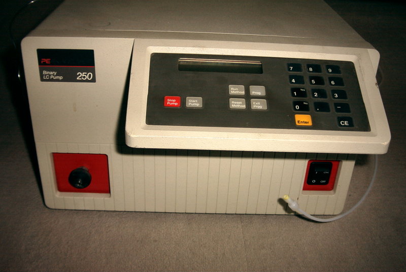 HPLC Pumpe Perkin Elmer LC 620