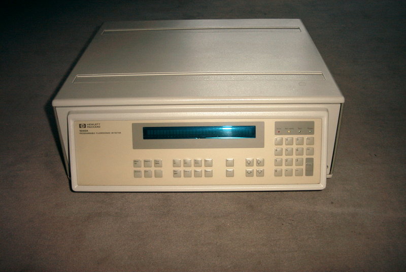 HPLC Detektor Hewlett Packard Fluorescence Modell 1046A HP-IB HPLC Detektor Hewlett Packard Fluorescence Modell 1046A HP-IB