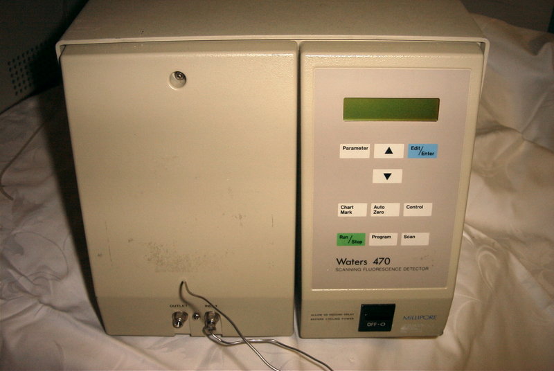 HPLC Fluoreszenzdetektor Waters 470 HPLC Fluoreszenzdetektor Waters 470