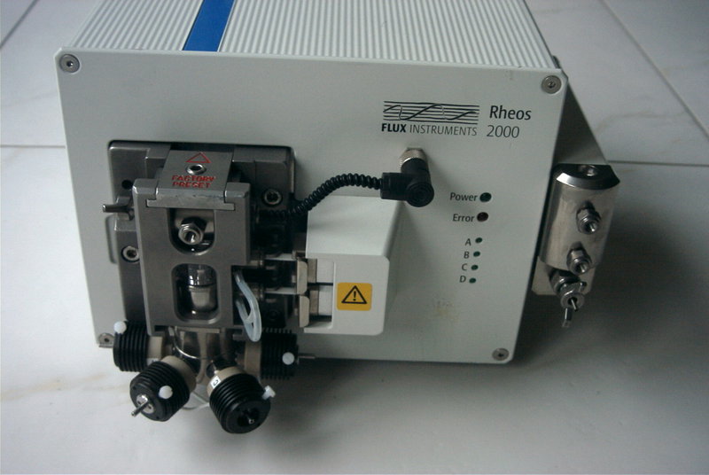 HPLC Pumpe FLUX Rheos 2000