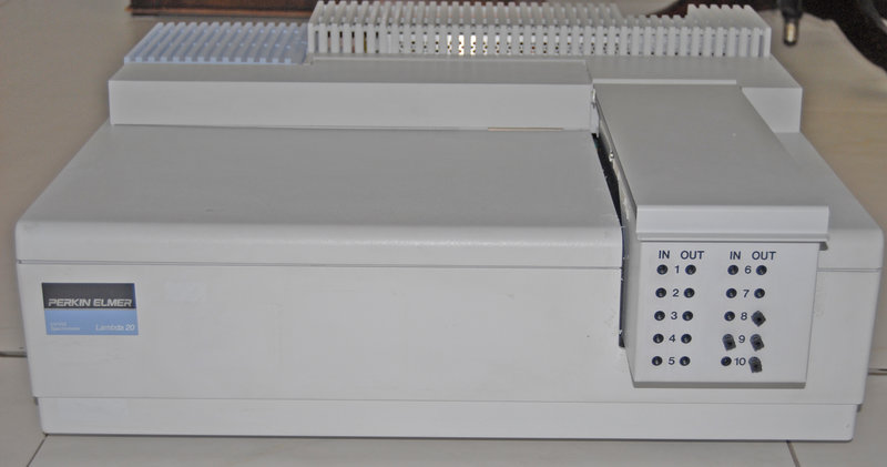 Perkin Elmer Lambada 20 UV-VIS Spectrometer