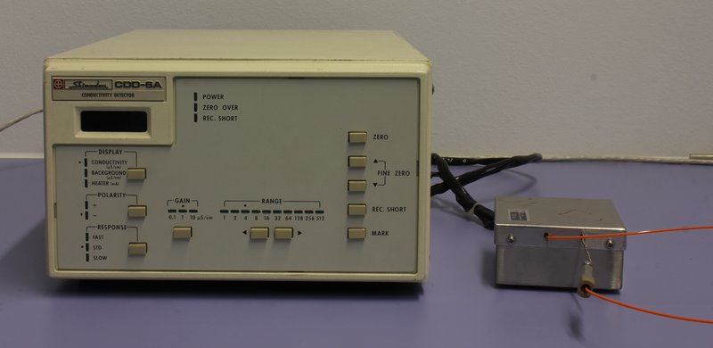 Shimadzu Conductivity detector CDD-6a