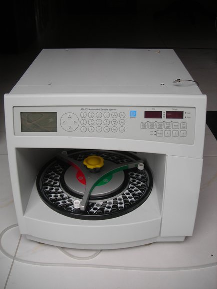 Dionex HPLC Autosampler ASI 100 T